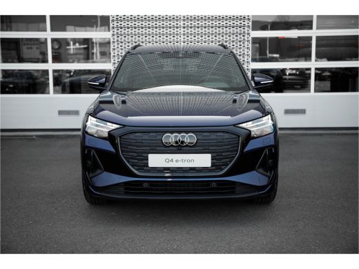 Audi Q4 e-tron 45 quattro S Edition 82 kWh | Sonos | Trekhaak | Adaptive cruise | Privacy glass | 21" ActivLease financial lease