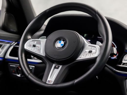 BMW 7 Serie 740d xDrive M Sport High Executive 351Pk automaat (SCHUIFDAK, APPLE CARPLAY, BMW PREMIUM GARANTIE... ActivLease financial lease
