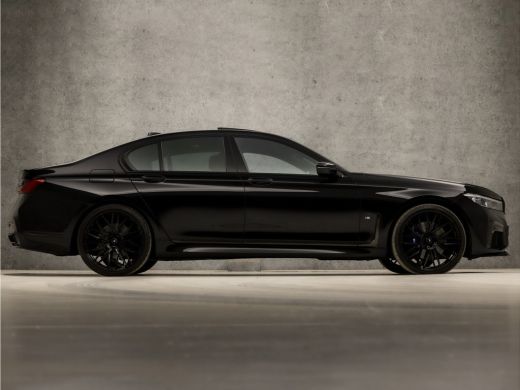 BMW 7 Serie 740d xDrive M Sport High Executive 351Pk automaat (SCHUIFDAK, APPLE CARPLAY, BMW PREMIUM GARANTIE... ActivLease financial lease