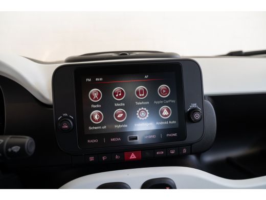Fiat Panda 1.0 Hybrid Pandina | Apple Carplay & Android Auto | Parkeersensoren | Airco | Style velgen | ActivLease financial lease