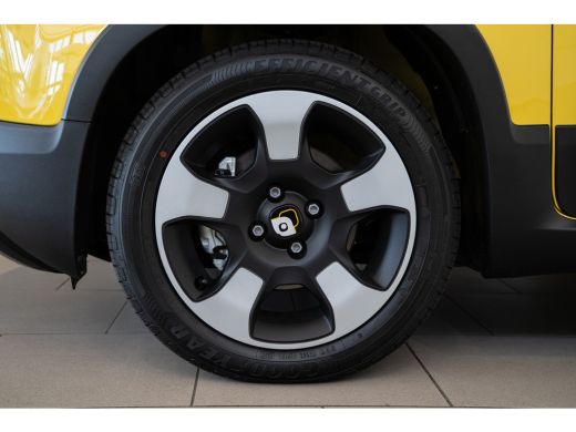Fiat Panda 1.0 Hybrid Pandina | Apple Carplay & Android Auto | Parkeersensoren | Airco | Style velgen | ActivLease financial lease