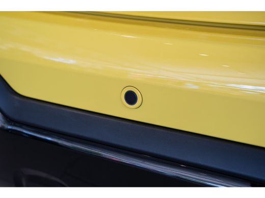 Fiat Panda 1.0 Hybrid Pandina | Apple Carplay & Android Auto | Parkeersensoren | Airco ActivLease financial lease