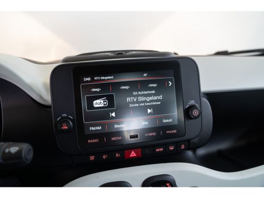 Fiat Panda Fiat 1.0 Hybrid Pandina | Apple Carplay & Android Auto | Parkeersensoren | Airco | Style velgen | ActivLease financial lease