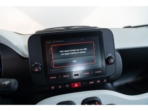 Fiat Panda Fiat 1.0 Hybrid Pandina | Apple Carplay & Android Auto | Parkeersensoren | Airco | Style velgen | ActivLease financial lease