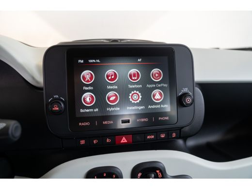 Fiat Panda Fiat 1.0 Hybrid Pandina | Apple Carplay & Android Auto | Parkeersensoren | Airco | Style velgen | ActivLease financial lease