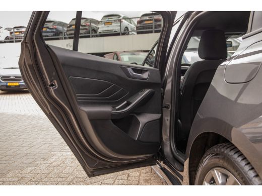 Ford FOCUS Wagon Ford 1.0 EcoBoost Hybrid ST Line| Achteruitrijcamera | Airco (automatisch) | Apple Carplay/Androi... ActivLease financial lease