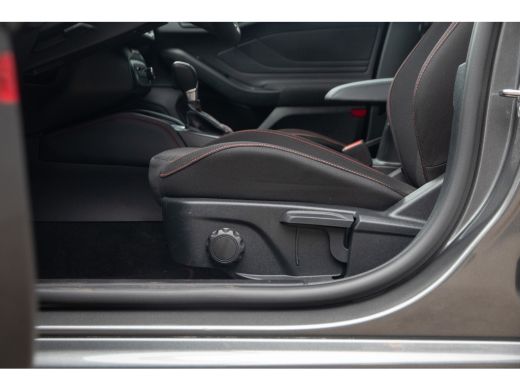 Ford FOCUS Wagon Ford 1.0 EcoBoost Hybrid ST Line| Achteruitrijcamera | Airco (automatisch) | Apple Carplay/Androi... ActivLease financial lease