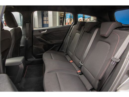 Ford FOCUS Wagon 1.0 EcoBoost Hybrid ST Line X | Achteruitrijcamera | Airco (automatisch) | Apple Carplay/Android ... ActivLease financial lease