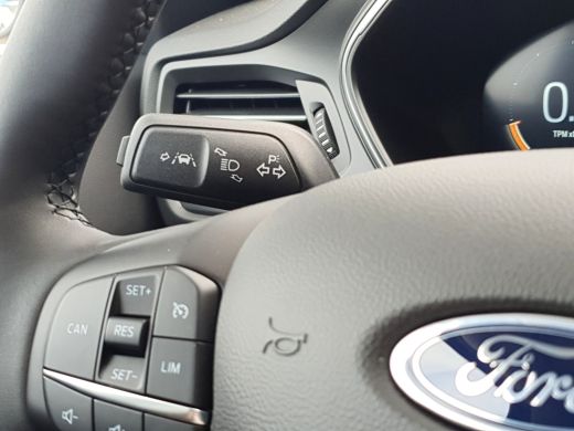 Ford Focus 1.0 EcoBoost Hybrid Titanium X | Achteruitrijcamera | Apple Carplay/Android Auto|telefoonintegrat... ActivLease financial lease