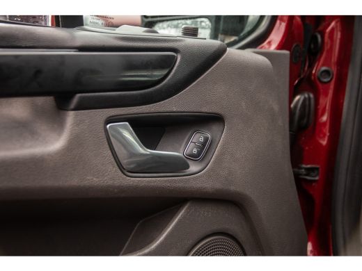 Ford Transit Custom 300 2.0 TDCI L1H1 Limited DC| Achteruitrijcamera | Achteruitrijcamera | Airco | Achteruitrijcamer... ActivLease financial lease