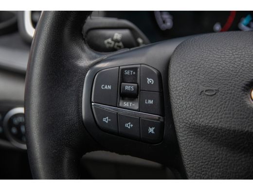 Ford Transit Custom 300 2.0 TDCI L1H1 Limited DC | Achteruitrijcamera | Achteruitrijcamera | Airco ActivLease financial lease