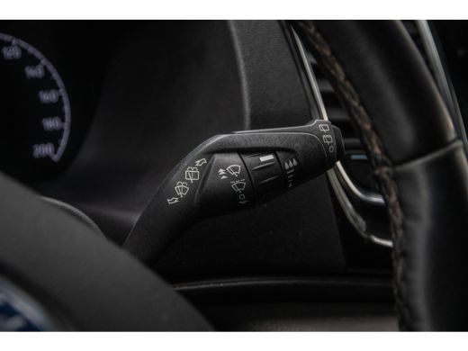 Ford Transit Custom 300 2.0 TDCI L1H1 Limited DC| Achteruitrijcamera | Achteruitrijcamera | Airco | Achteruitrijcamer... ActivLease financial lease