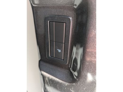 Ford Transit Custom 320 2.0 TDCI L2H1 Limited 170pk | Automaat | 3- Zits | Voorruitverwarming | Camera | Clima | Crui... ActivLease financial lease