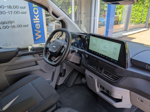 Ford Transit Custom 320 2.0 TDCI L2H1 Limited 170pk | Automaat | 3- Zits | Voorruitverwarming | Camera | Clima | Crui... ActivLease financial lease