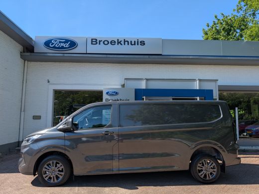 Ford Transit Custom 320 2.0 TDCI L2H1 Limited 170pk | Automaat | 3- Zits | Voorruitverwarming | Camera | Clima | Crui... ActivLease financial lease