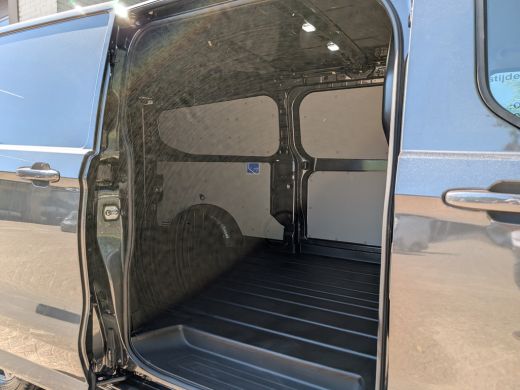 Ford Transit Custom 320 2.0 TDCI L2H1 Limited 170pk | Automaat | 3- Zits | Voorruitverwarming | Camera | Clima | Crui... ActivLease financial lease