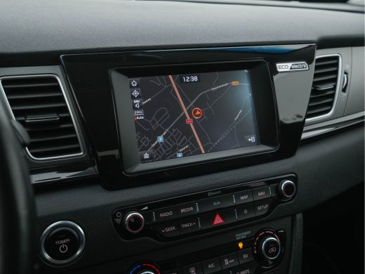 Kia e-Niro DynamicLine 64 kWh (INCL-BTW) Aut. *LEATHER-MICROFIBRE | NAVI-FULLMAP | DAB | ADAPTIVE-CRUISE | C... ActivLease financial lease