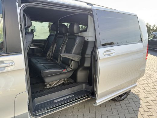 Mercedes V-Klasse 300d 4-MATIC / AMG-STYLING / EXTRA LANG L3 / DUBBEL CABINE / 2x SCHUIFDEUR / ACHTERKLEP / TREKHAAK ActivLease financial lease