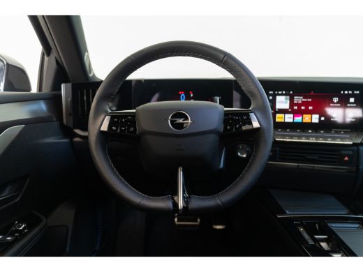 Opel Astra Opel 1.2 Turbo Hybrid Ultimate | Schuif-Kantel Dak | Alcantara | Head Up-Display | LED Matrix | K... ActivLease financial lease