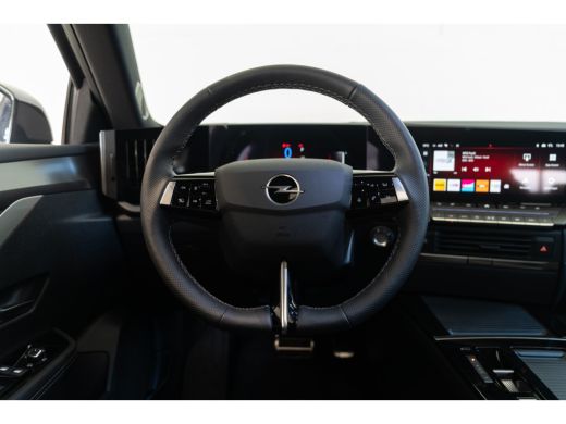 Opel Astra Opel 1.2 Turbo Hybrid Ultimate | Schuif-Kantel Dak | Alcantara | Head Up-Display | LED Matrix | K... ActivLease financial lease