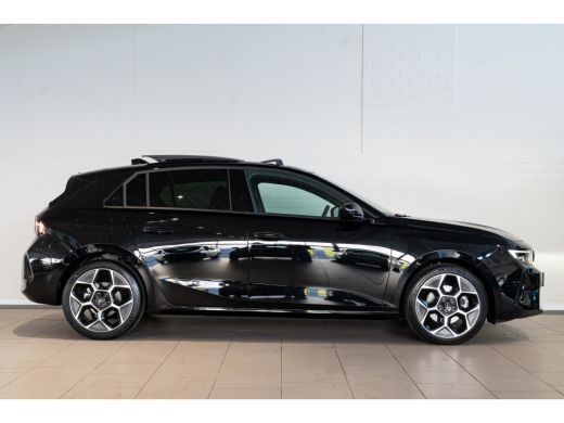 Opel Astra Opel 1.2 Turbo Hybrid Ultimate | Schuif-Kantel Dak | Alcantara | Head Up-Display | LED Matrix | K... ActivLease financial lease