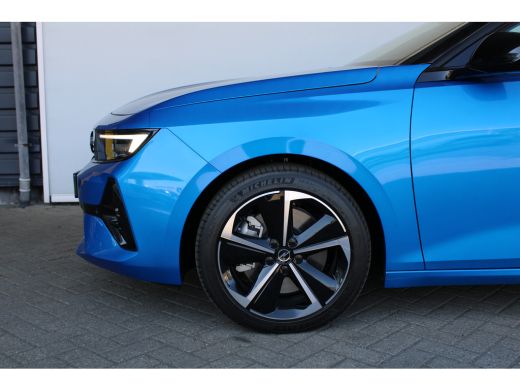 Opel Astra Opel GS | 17" lichtmetalen velgen zwart, Admiral Diamond Cut | 3,7 kW boordlader (enkel i.c.m. Hy... ActivLease financial lease