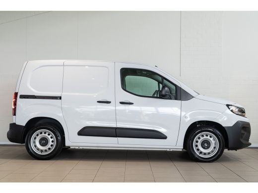 Opel Combo 1.5 BlueHDi 130 S&S L1 | Automaat | Multimedia 10" | Camera | Vloer | Parkeersensoren | | Automaa... ActivLease financial lease