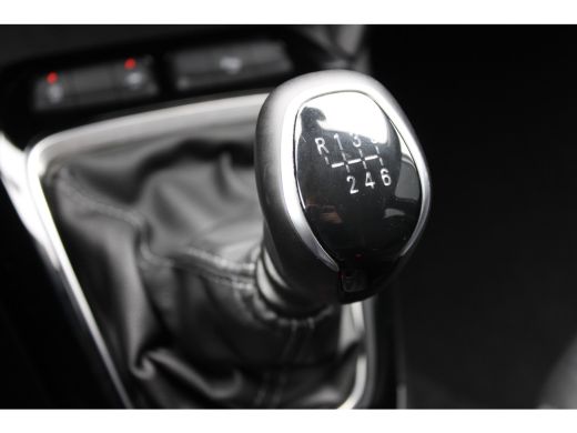 Opel Corsa 1.2 Elegance | Achteruitrijcamera | Draadloze telefoonlader | Lichtmetalen velgen 16" ActivLease financial lease