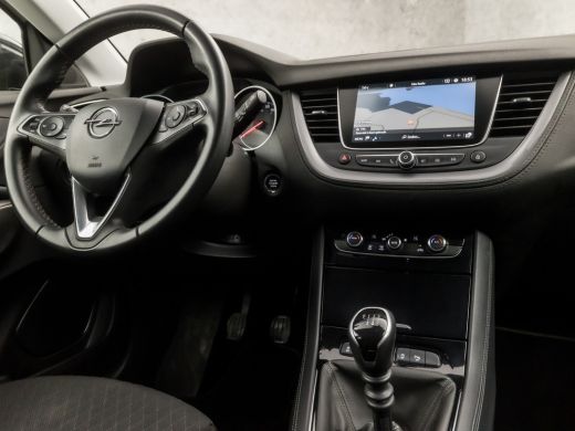 Opel Grandland X 1.2 Turbo Innovation Sport (APPLE CARPLAY, GROOT NAVI, CAMERA, GETINT GLAS, LEDER, SPORTSTOELEN... ActivLease financial lease