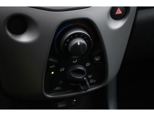 Peugeot 108 5drs Active 1.0 e-VTi | Airconditioning | Bluetooth | LED | Mistlampen | ActivLease financial lease