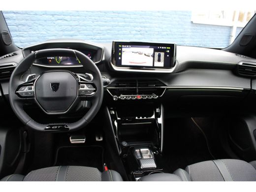 Peugeot 2008 SUV 1.2 PureTech 130pk EAT8 GT | Automaat | Navigatie | Camera | Nieuw model | 17.700km | ActivLease financial lease