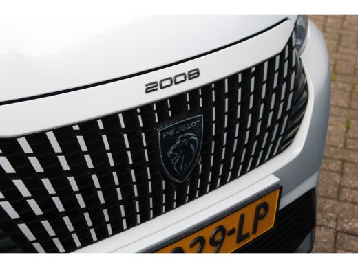 Peugeot 2008 SUV 1.2 PureTech 130pk EAT8 GT | Automaat | Navigatie | Camera | Nieuw model | 17.700km | ActivLease financial lease