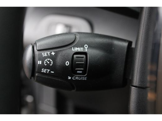 Peugeot Partner 1.5 BlueHDI 130pk EAT8 Premium | Automaat | Navi by app | 3-Zits | Schuifdeur met ruit | Mistlamp... ActivLease financial lease