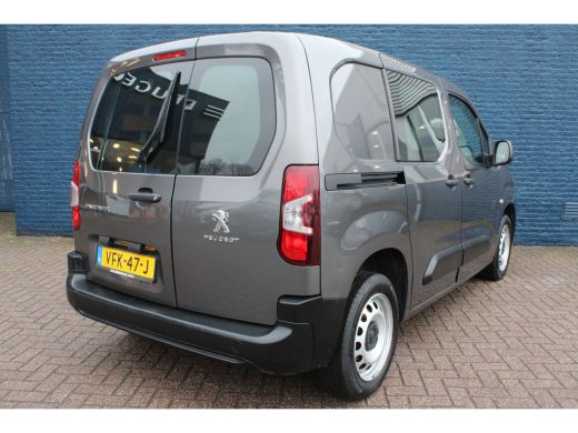 Peugeot Partner 1.5 BlueHDI 130pk EAT8 Premium | Automaat | Navi by app | 3-Zits | Schuifdeur met ruit | Mistlamp... ActivLease financial lease