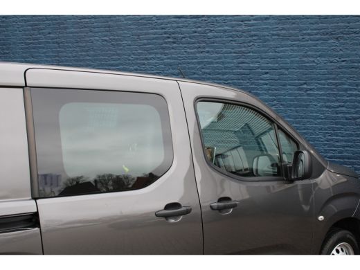 Peugeot Partner 1.5 BlueHDI 130pk EAT8 Premium | Automaat | Navi by app | 3-Zits | Schuifdeur met ruit | Mistlamp... ActivLease financial lease