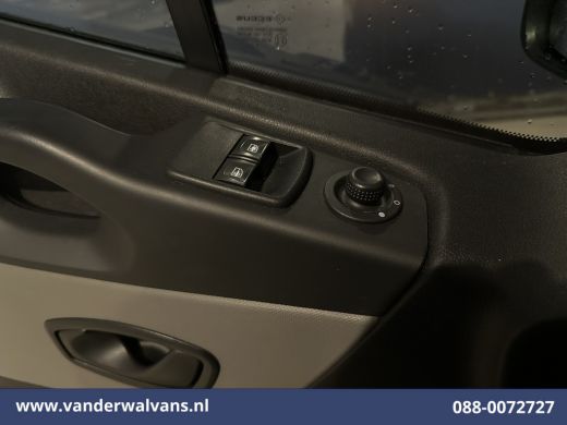 Renault Trafic 1.6dCi 122pk L1H1 Euro6 Airco | Navigatie | LM velgen | Trekhaak cruisecontrol, parkeersensoren, ... ActivLease financial lease