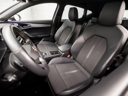 Seat Formentor 1.5 TSI Sport 150Pk Automaat (APPLE CARPLAY, GROOT NAVI, SFEERVERLICHTING, LEDER, CAMERA, SPORTST... ActivLease financial lease