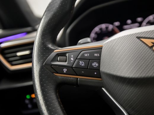 Seat Formentor 1.5 TSI Sport 150Pk Automaat (APPLE CARPLAY, GROOT NAVI, SFEERVERLICHTING, LEDER, CAMERA, SPORTST... ActivLease financial lease