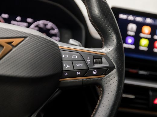 Seat Formentor 1.5 TSI Sport 150Pk Automaat (APPLE CARPLAY, GROOT NAVI, SFEERVERLICHTING, LEDER, CAMERA, SPORTST... ActivLease financial lease
