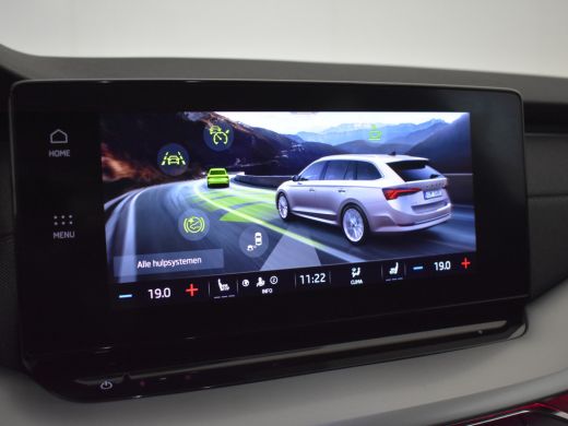 Skoda Octavia Combi 1.5 e-TSI Business Edition Plus | Navi | Trekhaak uitklapbaar | Verwarmde voorstoelen | Ele... ActivLease financial lease