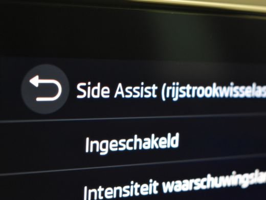 Skoda Octavia Combi 1.5 e-TSI Business Edition Plus | Navi | Trekhaak uitklapbaar | Verwarmde voorstoelen | Ele... ActivLease financial lease