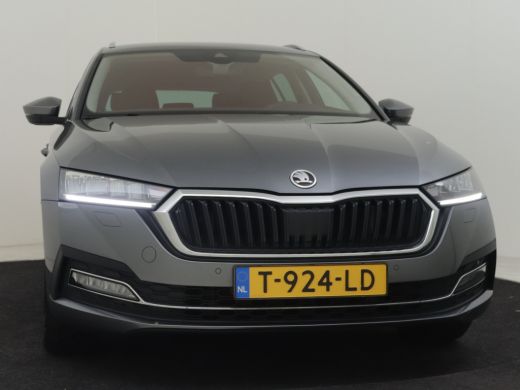 Skoda Octavia Combi 1.5 e-TSI Business Edition Plus | Navi | Trekhaak uitklapbaar | Verwarmde voorstoelen | Ele... ActivLease financial lease