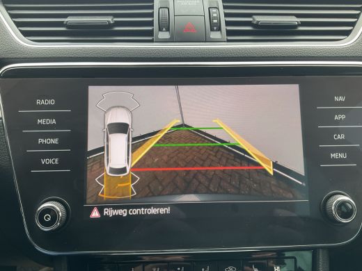 Skoda Superb Combi 2.0 TDI Business Edition Plus Automaat Carplay Nav/Cam Digitale-Cockpit! ActivLease financial lease