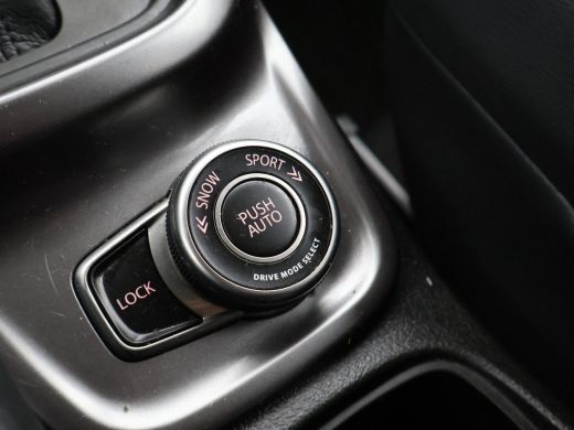 Suzuki Vitara 1.5 HYBRID AUT. ALLGRIP 4WD STYLE + TREKHAAK | ADAPTIVE CRUISE | CAMERA | STOELVERW. | NAVIGATIE ActivLease financial lease