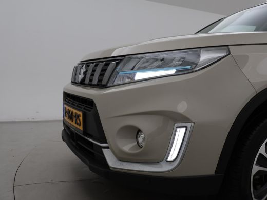 Suzuki Vitara 1.5 HYBRID AUT. ALLGRIP 4WD STYLE + TREKHAAK | ADAPTIVE CRUISE | CAMERA | STOELVERW. | NAVIGATIE ActivLease financial lease