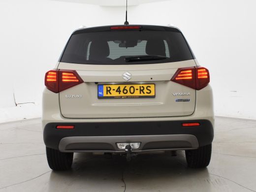 Suzuki Vitara 1.5 HYBRID AUT. ALLGRIP 4WD STYLE + TREKHAAK | ADAPTIVE CRUISE | CAMERA | STOELVERW. | NAVIGATIE ActivLease financial lease