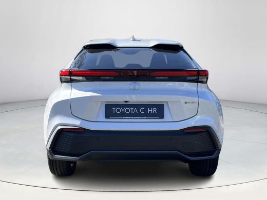 Toyota C-HR 2.0 Plug-in Hybrid 220 Dynamic | Platinum pearl white | Nieuw uit voorraad leverbaar | ActivLease financial lease