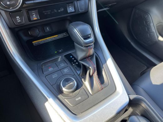 Toyota RAV4 2.5 Plug-in Hybrid AWD Style | Navigatie | Apple CarPlay/Android auto | Achteruitrijcamera | Stoe... ActivLease financial lease
