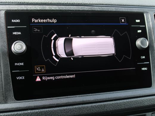 Volkswagen Crafter 35 2.0 TDI L4H3 177PK DSG Achteruitrijcamera, navigatie, park distance control, cruise control, a... ActivLease financial lease