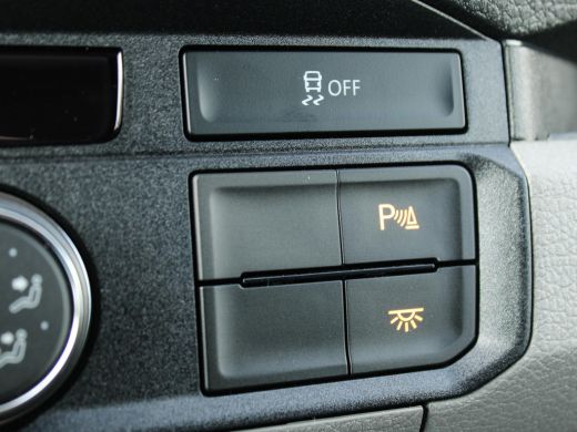 Volkswagen Crafter 35 2.0 TDI L4H3 177PK DSG Achteruitrijcamera, navigatie, park distance control, cruise control, a... ActivLease financial lease